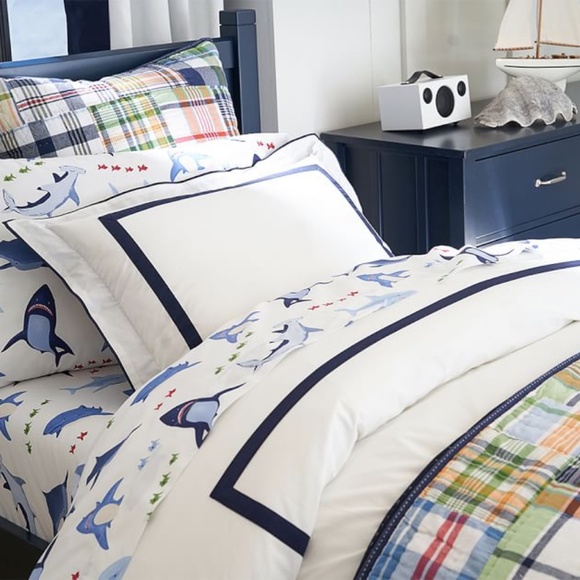 Pottery Barn Kids Organic Decorator Organic Duvet Cover & Euro Sham - Picture 3 of 6